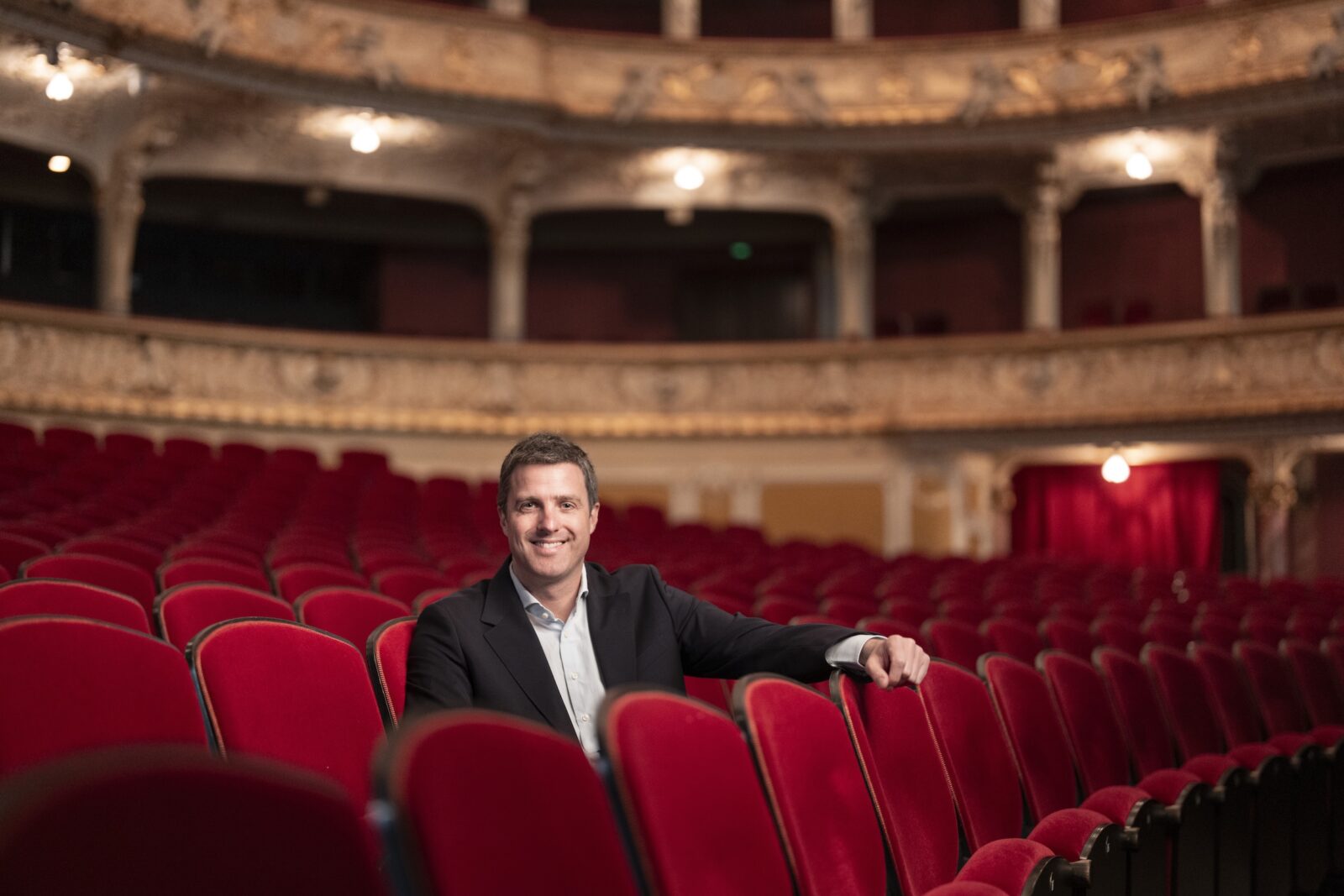 Matthias Schulz, Intendant Opernhaus Zuerich, portraitiert am 07.04.2025 in Zuerich. Photo Gaetan Bally Matthias Schulz, Intendant Opernhaus Zuerich, portraitiert am 07.04.2025 in Zuerich. Photo Gaetan Bally